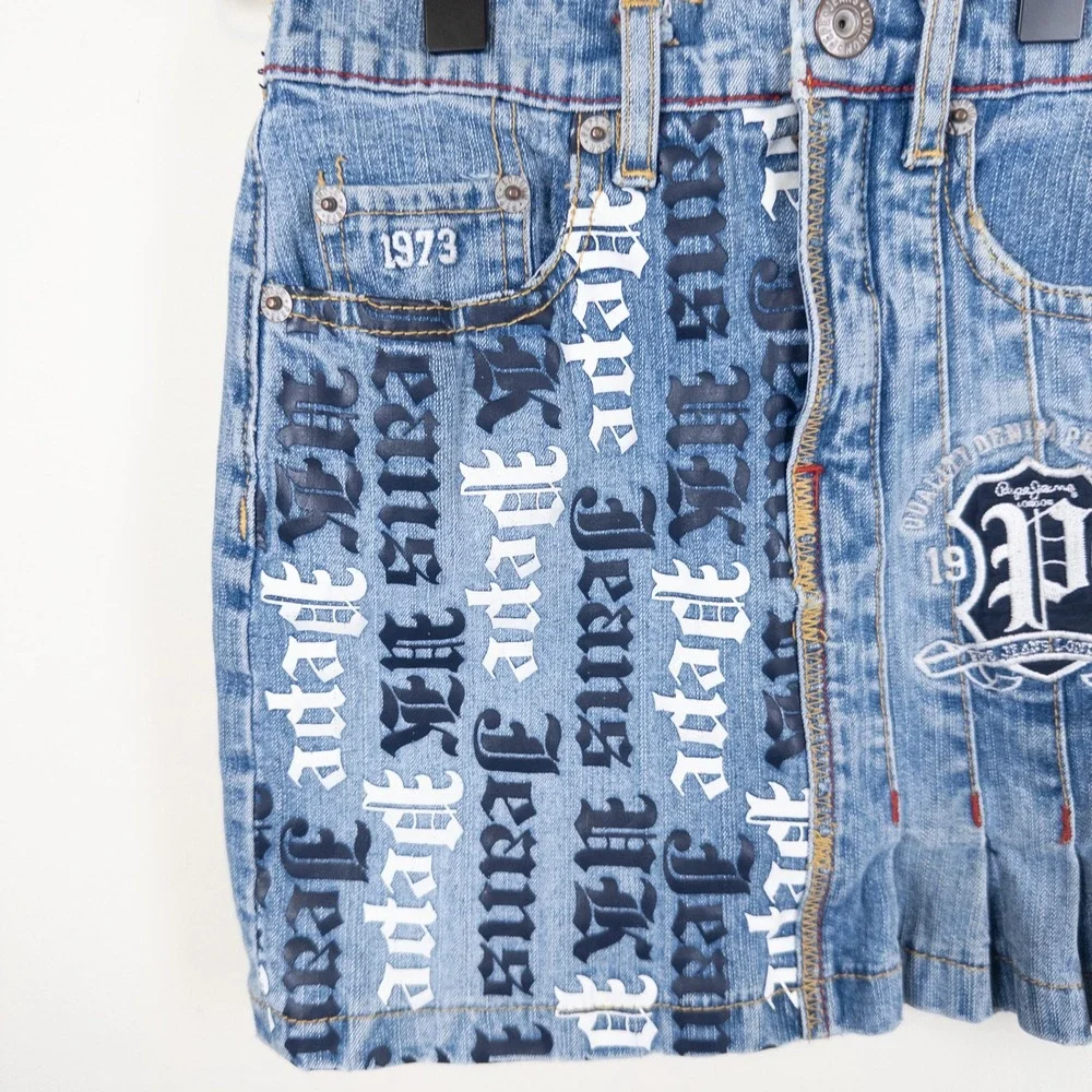 Vintage Y2K Pepe Jeans Denim Skirt Kids Medium 4-5 Blue Gothic Print‎ Pleated